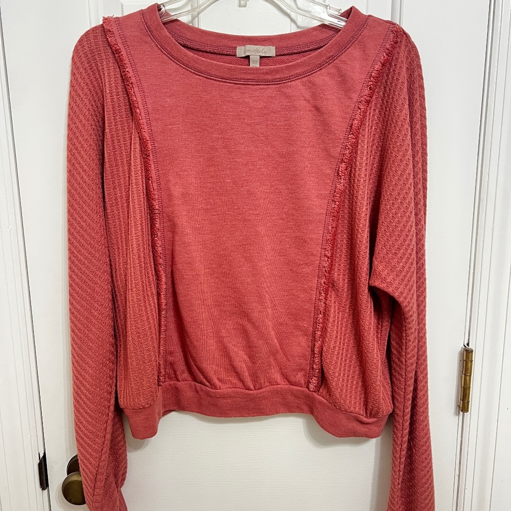 EUC Pink Brown Mauve Color Wonderly Knit Shirt Blouse Size XS